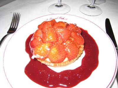 strawberry tart at Le Grand Colbert restaurant