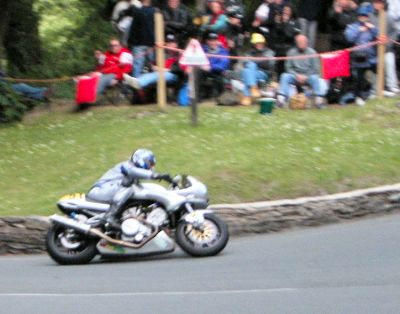 Fabrice Miguet, "Mig" at the Isle of Man TT Races 2004
