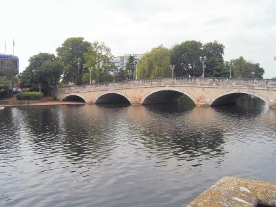 River Great Ouse flows through Bedford