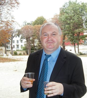 John toasts Maxence