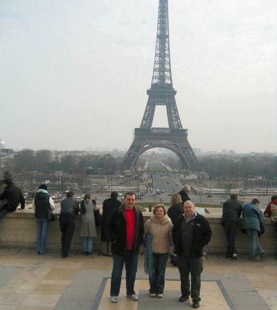 Mike, Robbie and John at the Trocadero in Paris