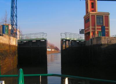 We travelled through the locks along the canal through Suresnes