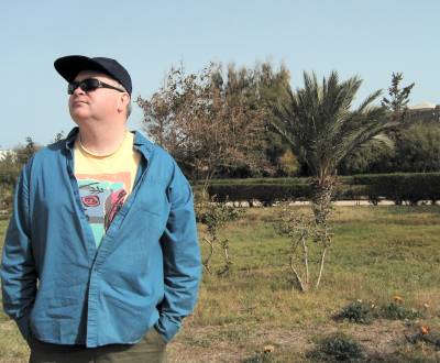 John and the plam trees in Tunisia