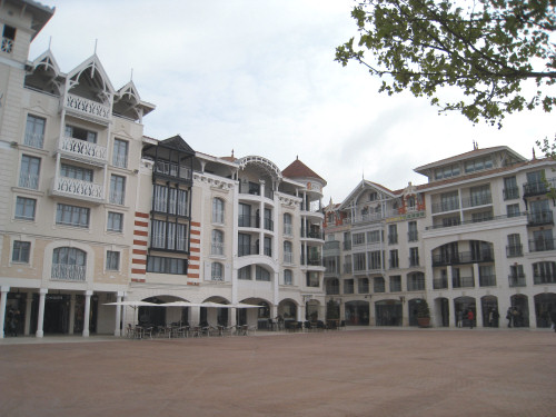 pedestrianised square in Arcachon, France