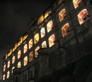 Blois chateau hosts son et lumière shows at night