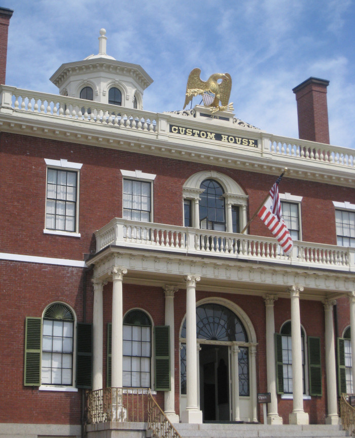 Salem custom house