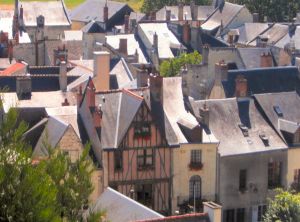 half timber half brick houses in Chinon