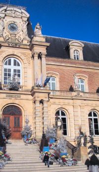 Christmas decorations at the Hotel de Ville, Amiens