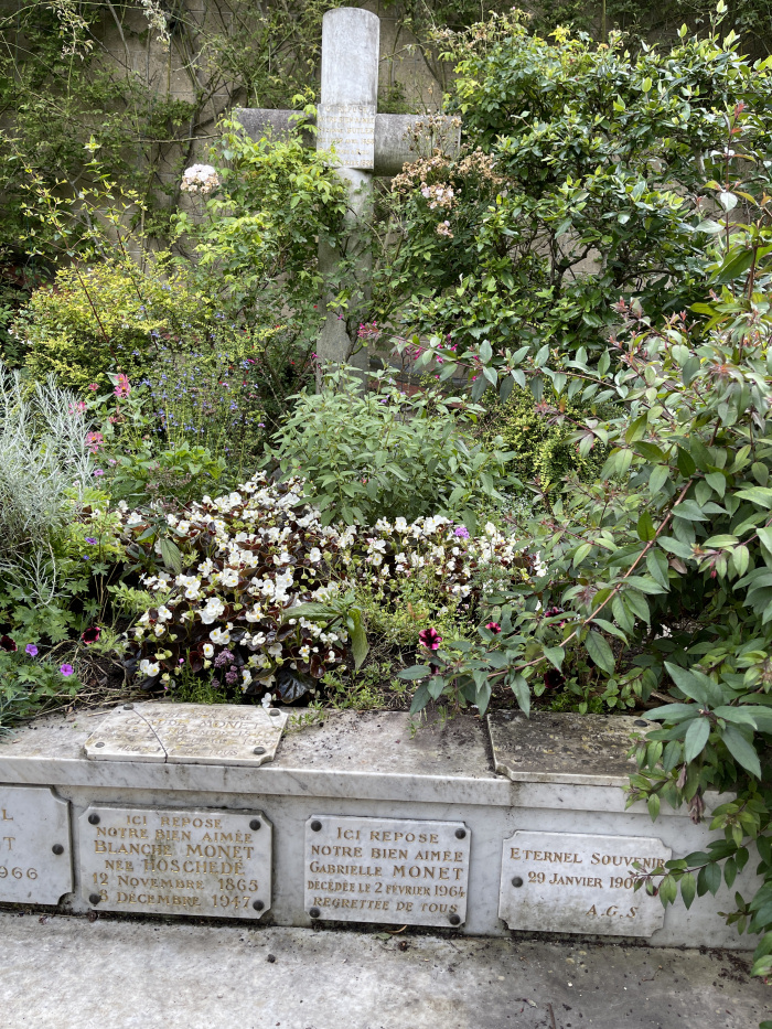Giverny church, Claude Monet's grave