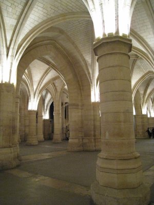 men at arms room inside the conciergerie