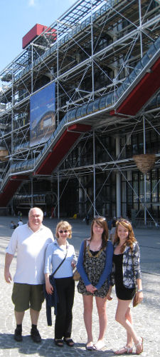outside the Pompidou